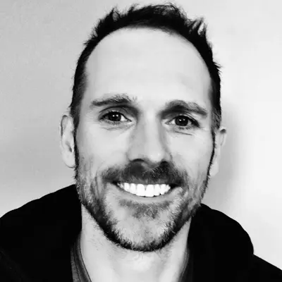 Shaun Featherstone headshot