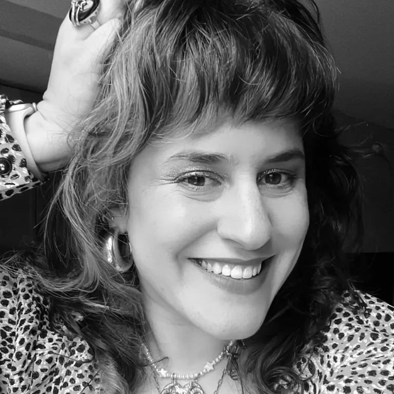 Danielle Wallis headshot