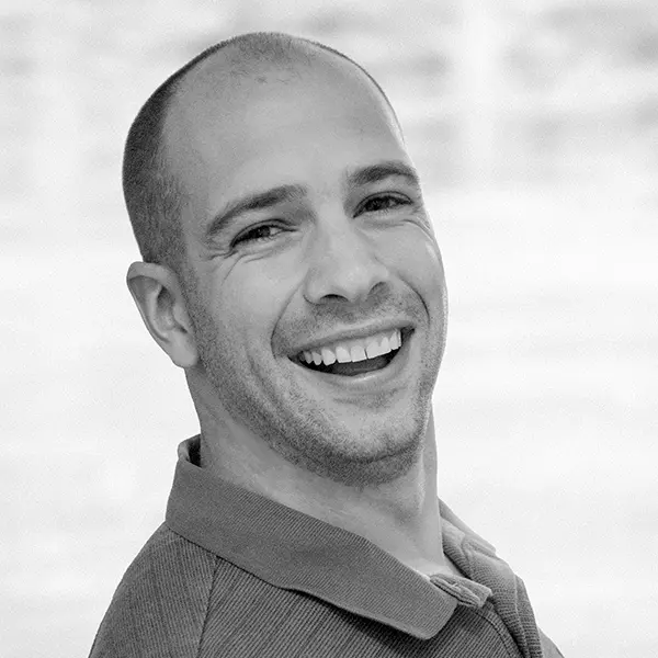 Jonathan Galland headshot